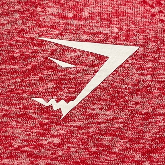 Gymshark hot pink tee - Picture 3 of 4